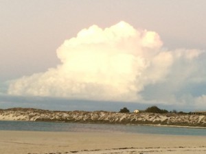 cORAL bAY nuages.